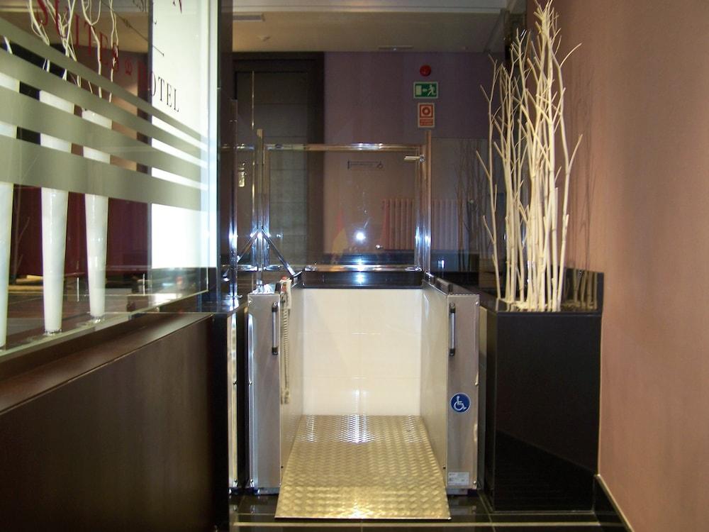 Washington Parquesol Suites & Hotel Valladolid Exterior photo